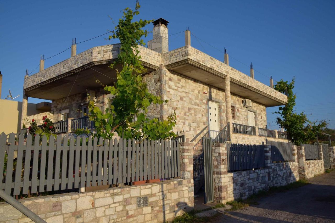 Corinth Stone Villa מראה חיצוני תמונה