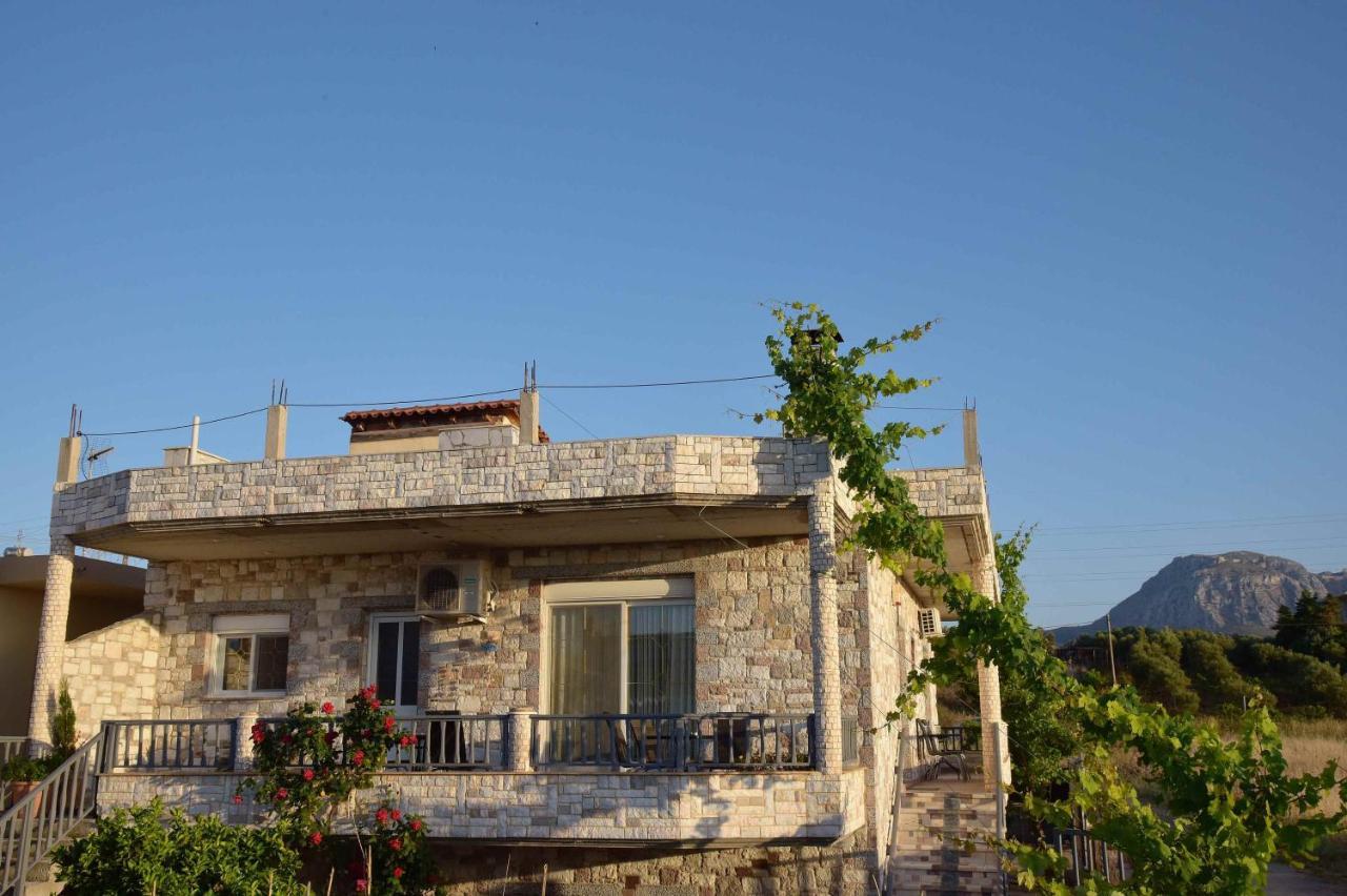 Corinth Stone Villa מראה חיצוני תמונה