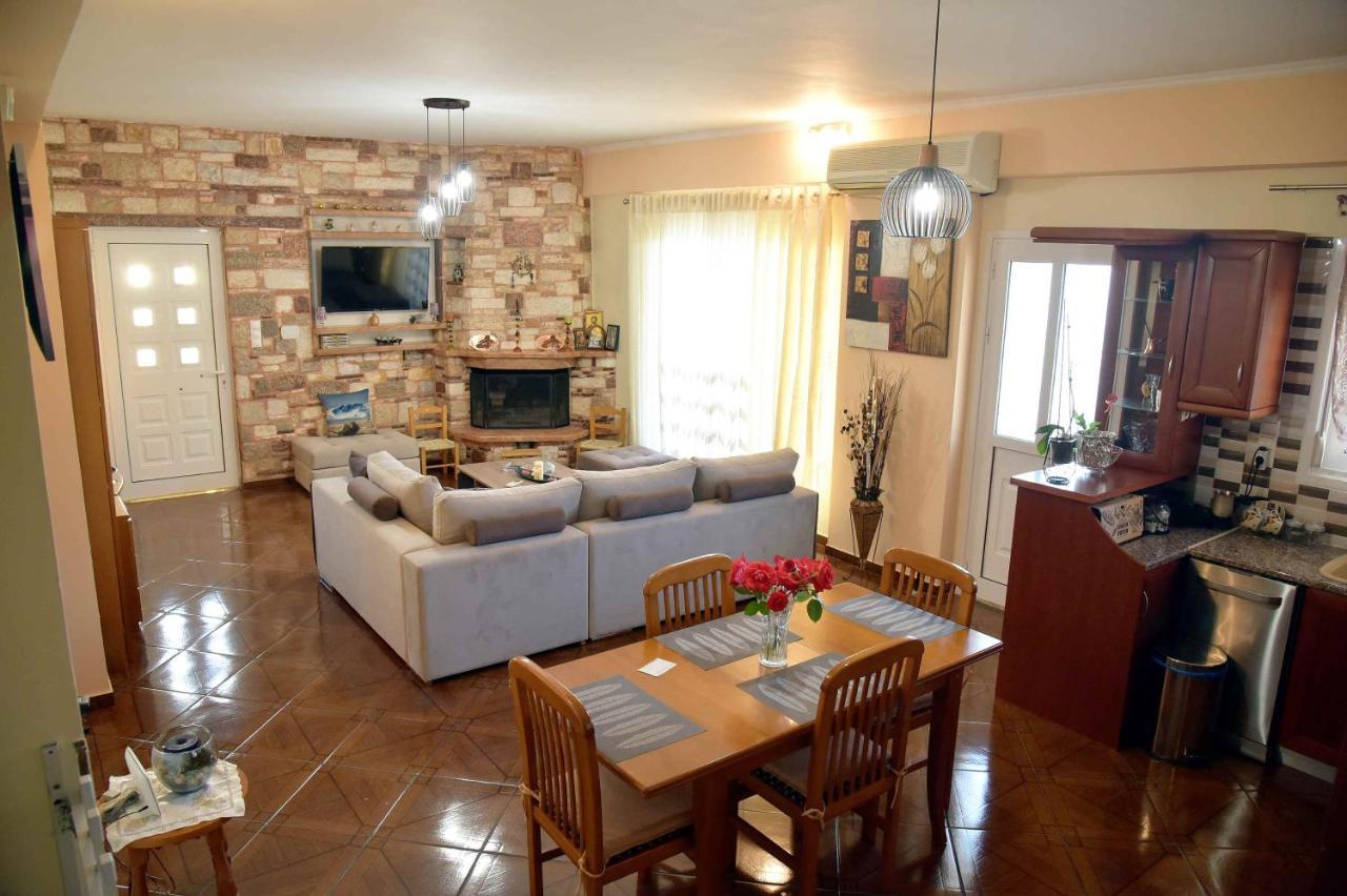 Corinth Stone Villa מראה חיצוני תמונה